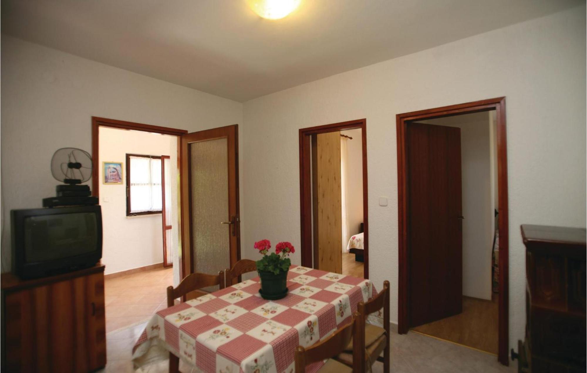 Awesome Apartment In Labin With Wifi Raša Exteriör bild