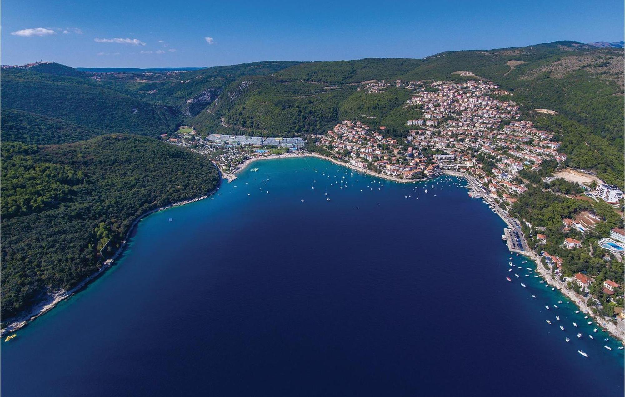 Awesome Apartment In Labin With Wifi Raša Exteriör bild
