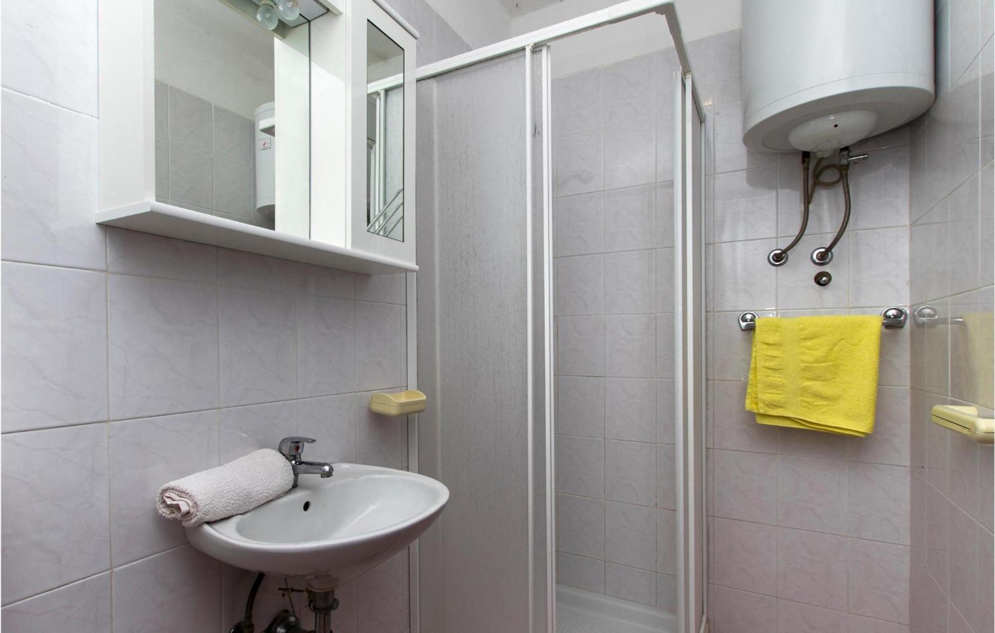 Awesome Apartment In Labin With Wifi Raša Exteriör bild