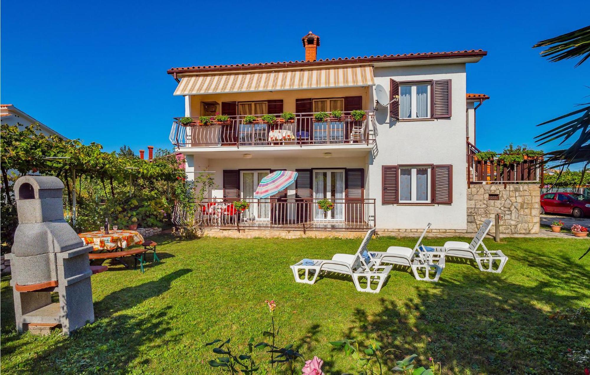 Awesome Apartment In Labin With Wifi Raša Exteriör bild