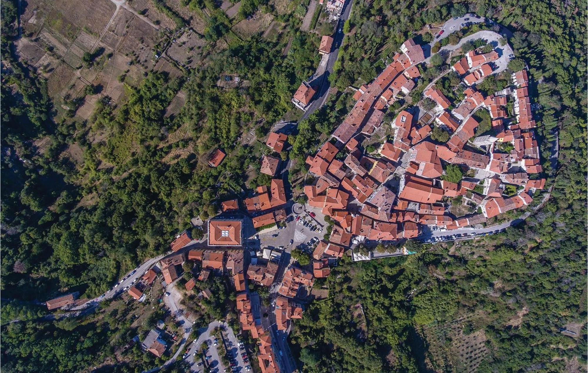 Awesome Apartment In Labin With Wifi Raša Exteriör bild